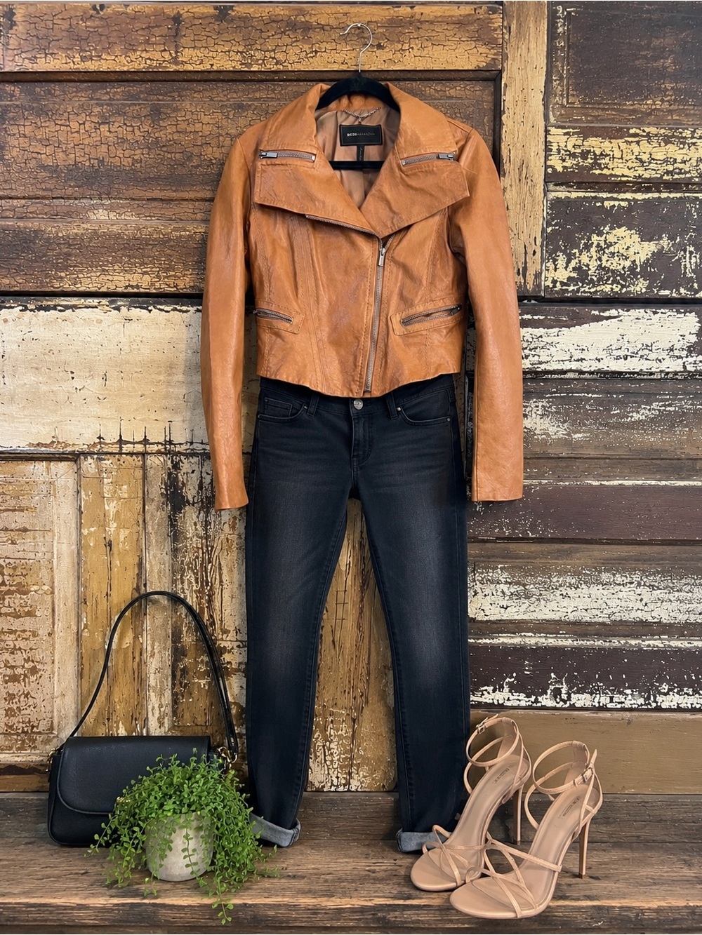 BCBGMAXAZRIA Cognac Moto Jacket | Cropped Zip Front Statement Jacket